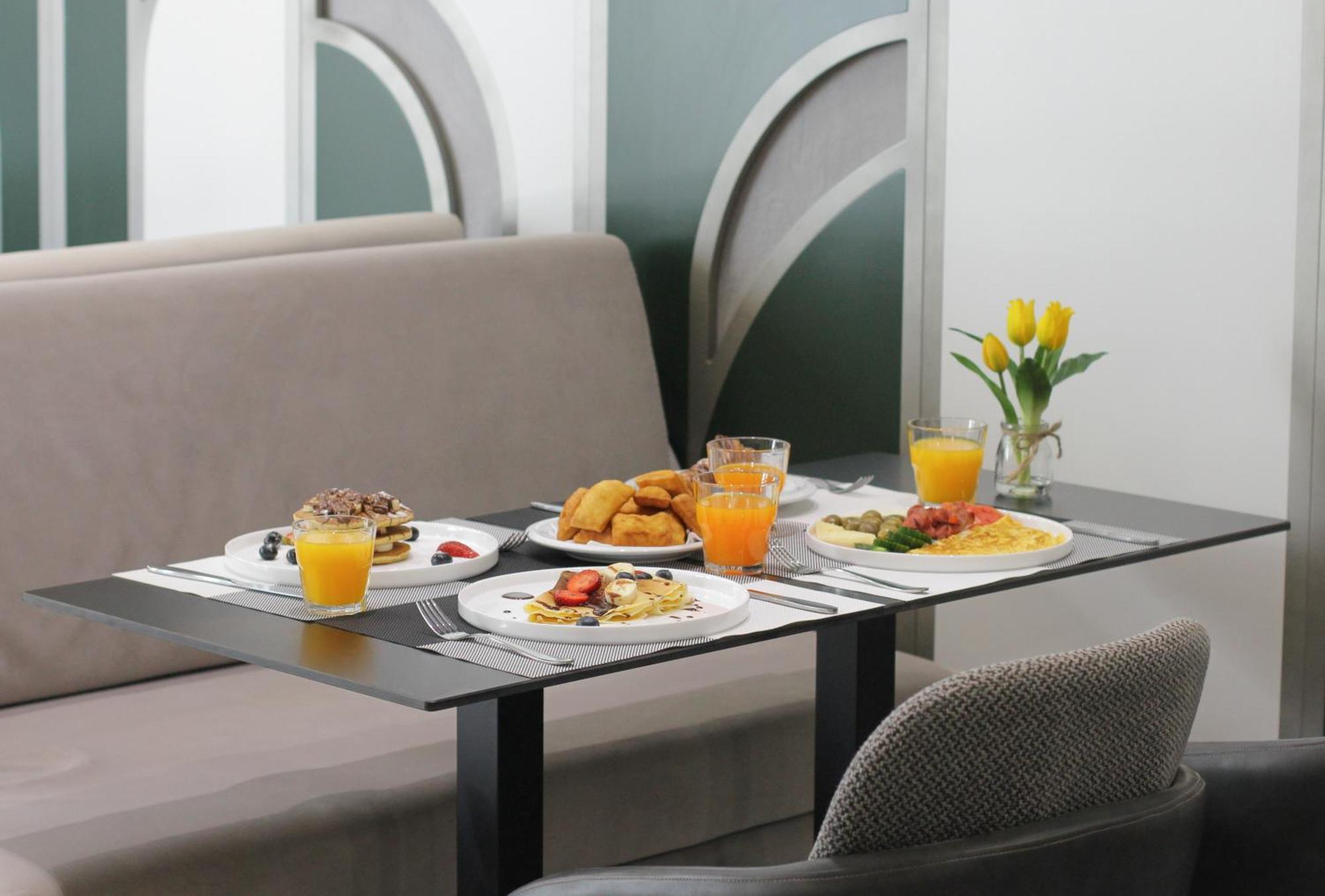 Hotel Compas Boutique 4*