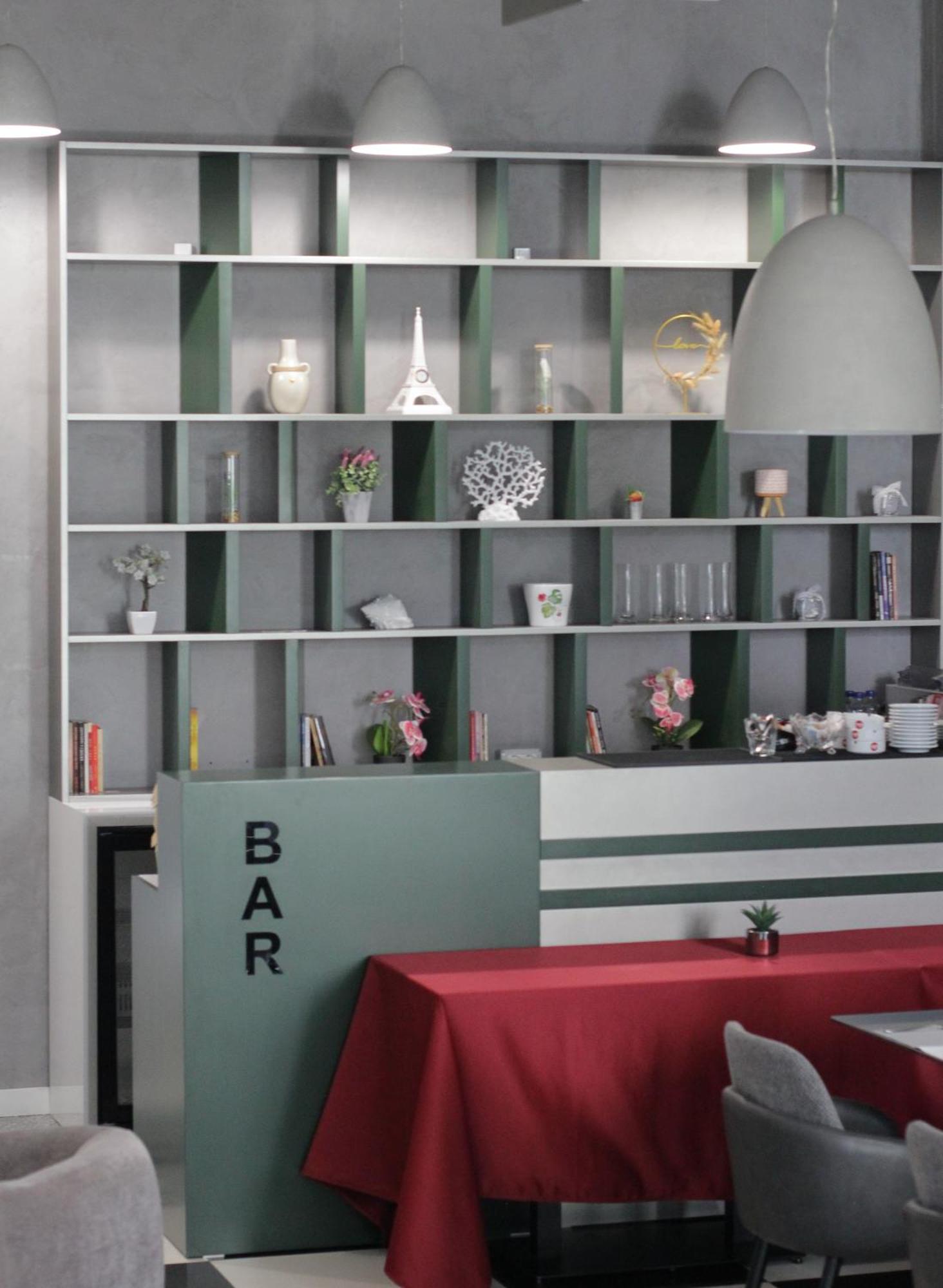 Compas Boutique Hotel Golem (Tirana)