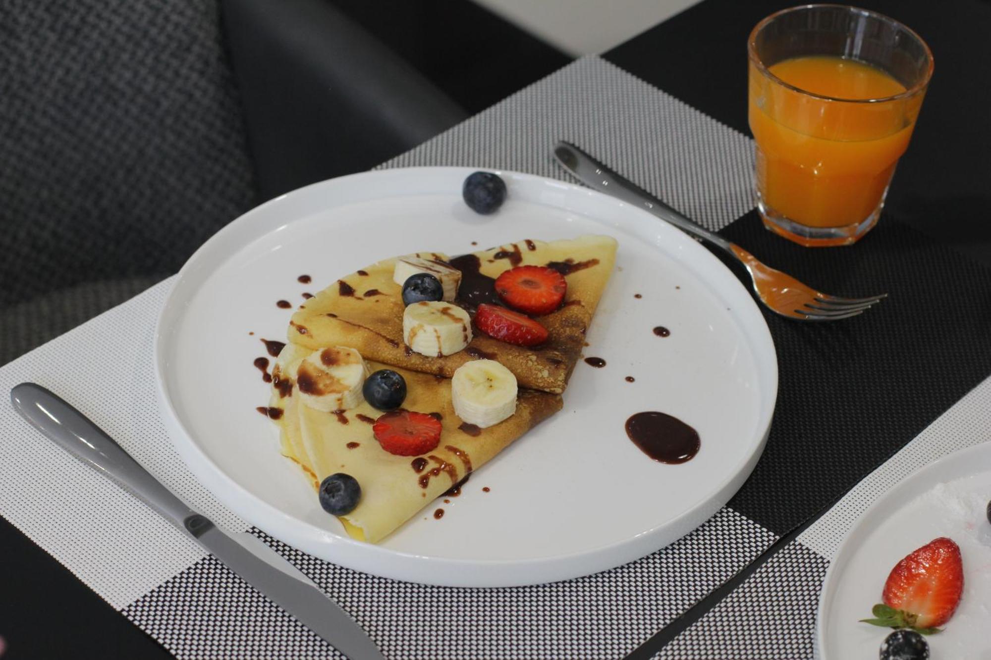 Compas Boutique 4* Golem (Tirana)